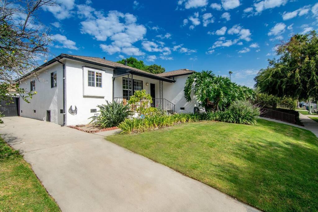 Updated 3-bedroom La With Backyard, Bbq & Family-friendly Amenities Casa de férias *